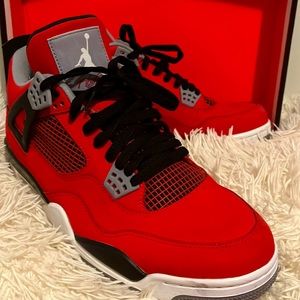 Air Jordan 4 Retro Size 12
